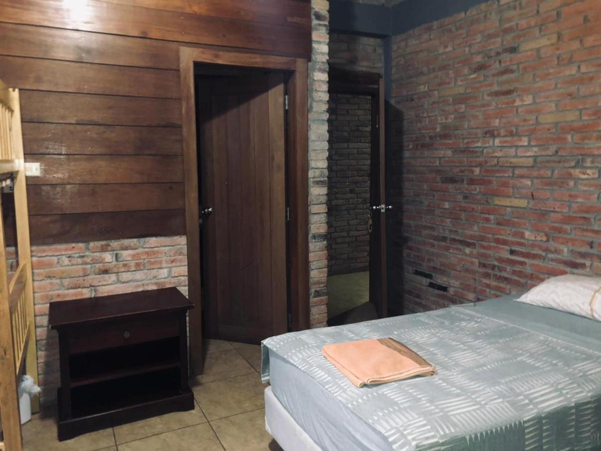 Tavarua Hotel Montañita Eksteriør billede